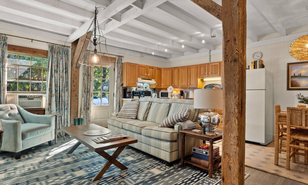 Richmond Apartment | Private apartment in beautiful country barn