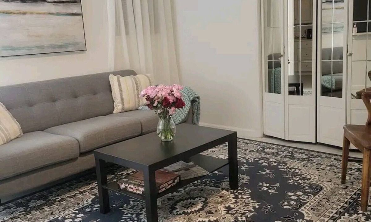 Park Versailles Apartment | Private apartment, NOT SHARED, Super fast free Wi-Fi