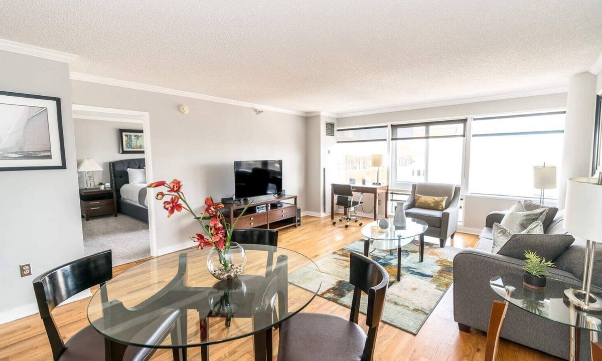 Downtown Apartment | Private Apt Close to Train