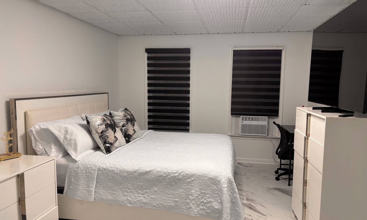 Lawrenceville House | Private Basement Private Side Entry 4 Bed 1Bath Suite A