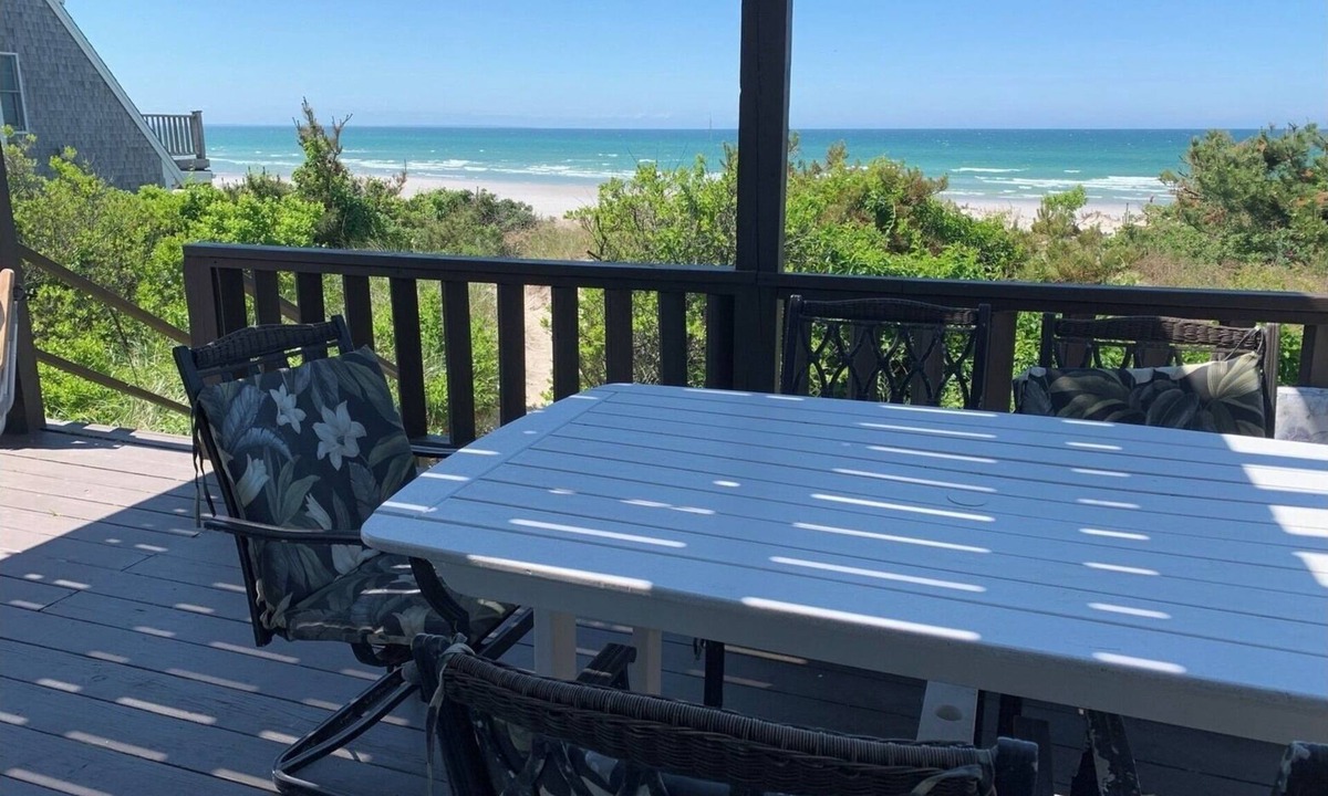 Dennis House | PRIVATE BEACH- MAYFLOWER/Bayview- 5 BR - Dennis!