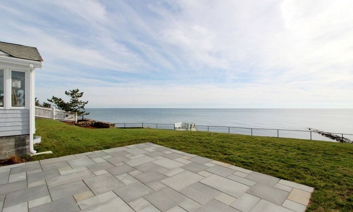 Dennis Port House | Private Beach On Nantucket Sound! (2055)