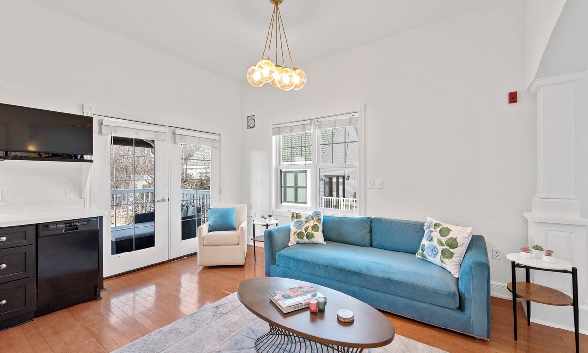 Elkhart Lake Condo | Private Beach, Pools & Full-Kitchen