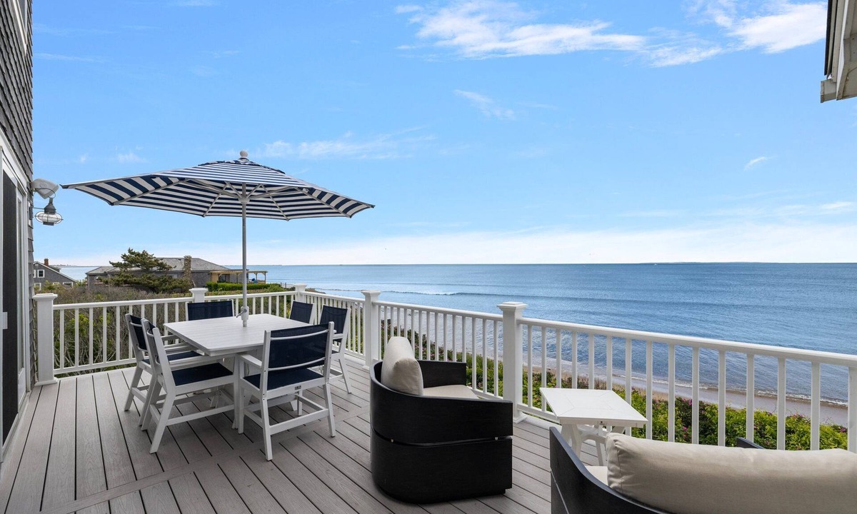 Matunuck House | Private Beach! Spectacular Ocean Views!