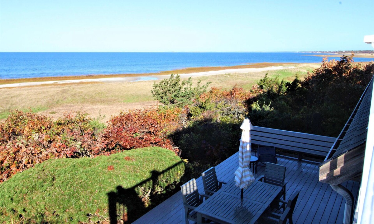 Eastham House | Private Beachfront Home on Cape Cod Bay (1047)