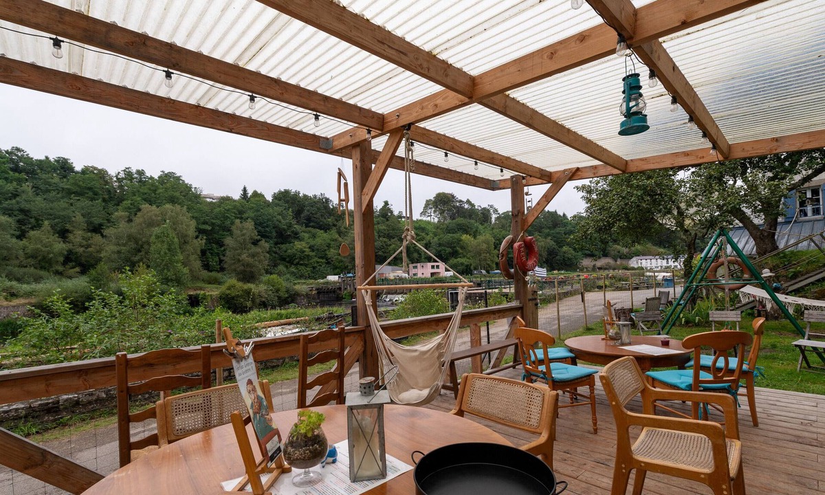 Hennebont Boat Rental | Private Boat 'Pénichette Lady Sarah' with Terrace