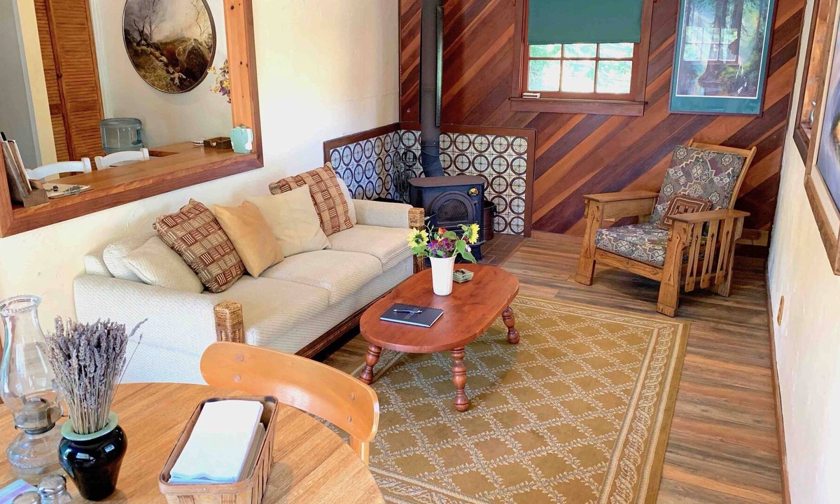 Half Moon Bay House | Private Bunkhouse at Half Moon Bay Coastal Ranch