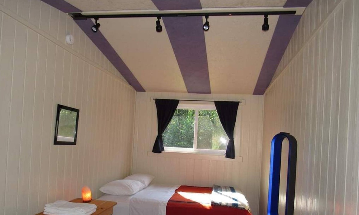 Port Matilda Cabin | Private Cabana