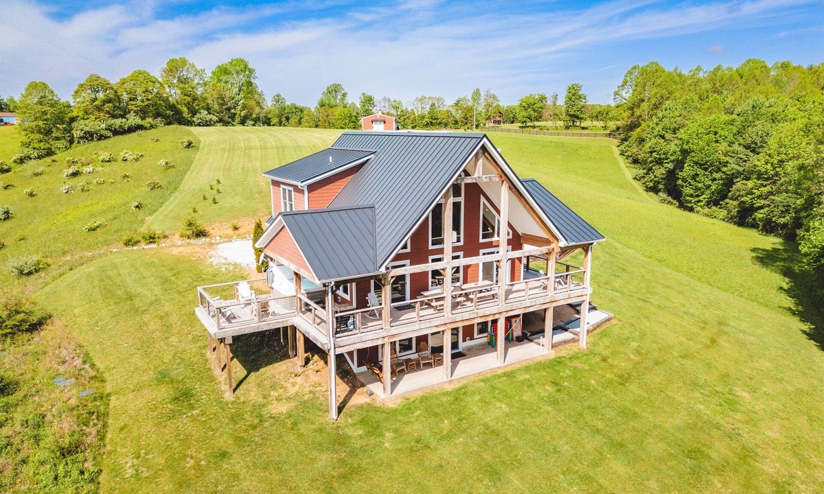 Rockbridge Cabin | Private Cabin | Hot Tub, Trails, FirePit, Wifi