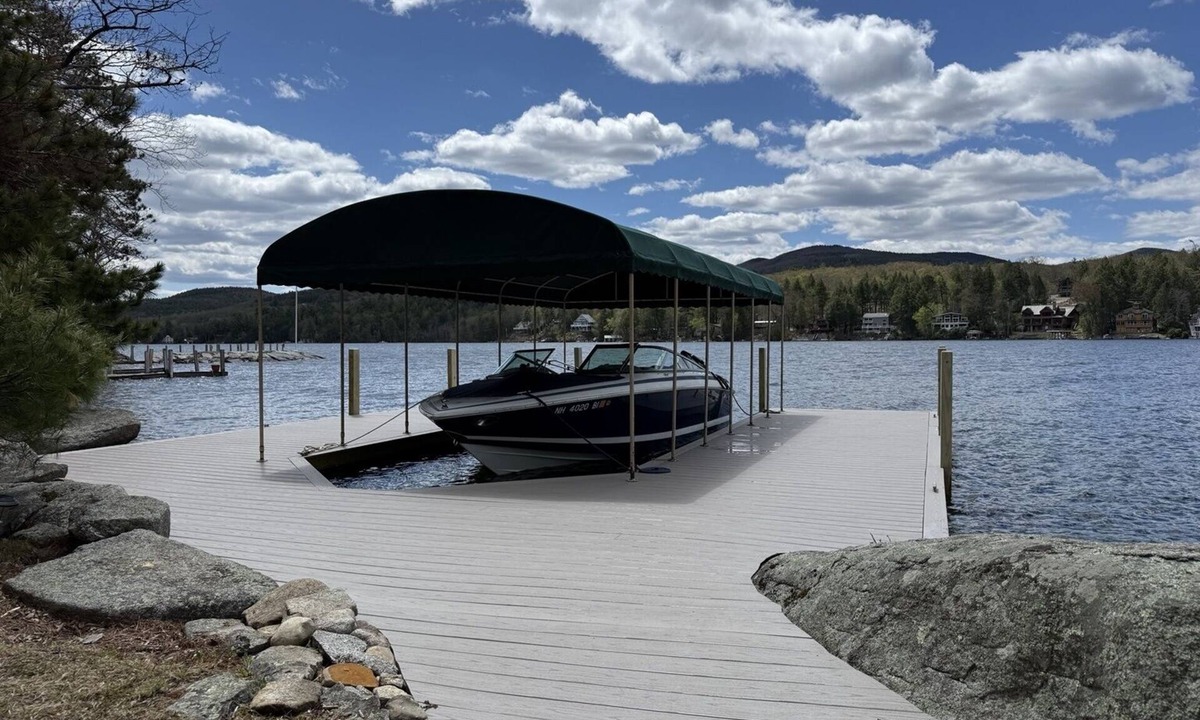 Alton Bay Cabin | Private Cabin Island Escape Boat Required Pets Retreat Lakefront sleeps 10