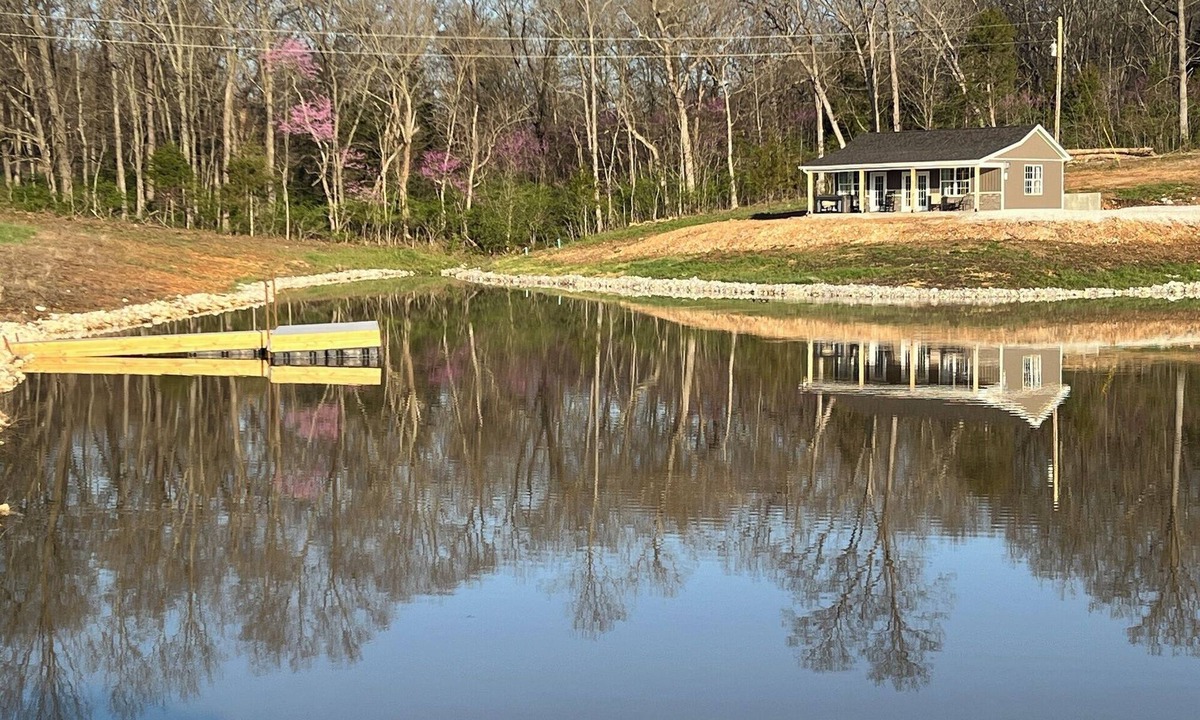 Troy Cabin | Private Cabin on 90 Acres!