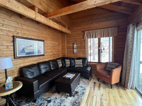 Thompsonville House | Private Cabin-Shuttle Pass Included!