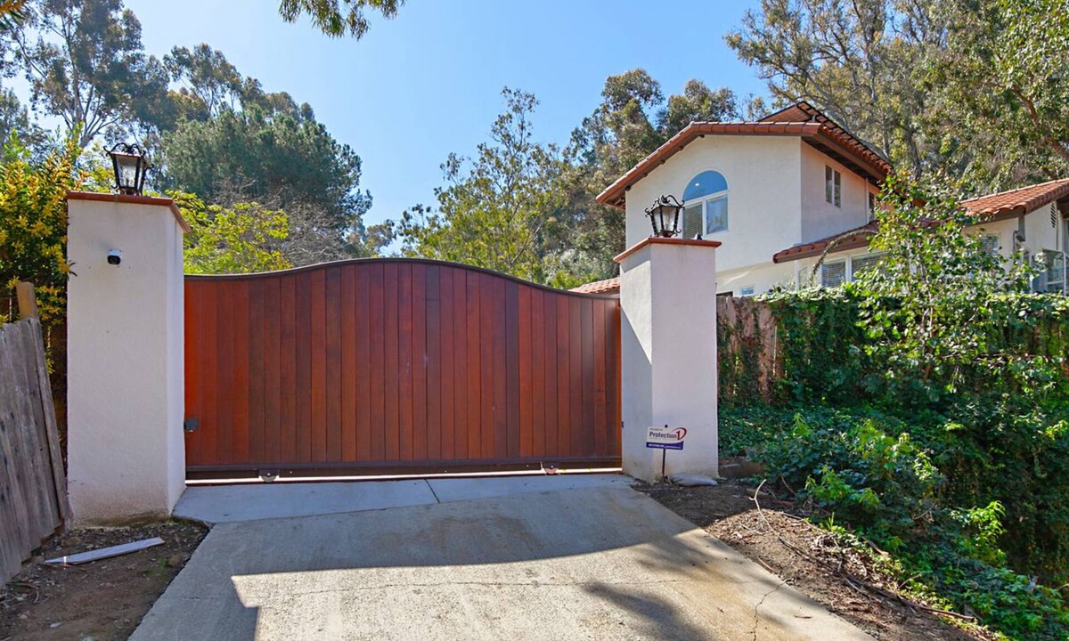 Mission Hills House | Private Canyon Home with Patio near Zoo & Beaches