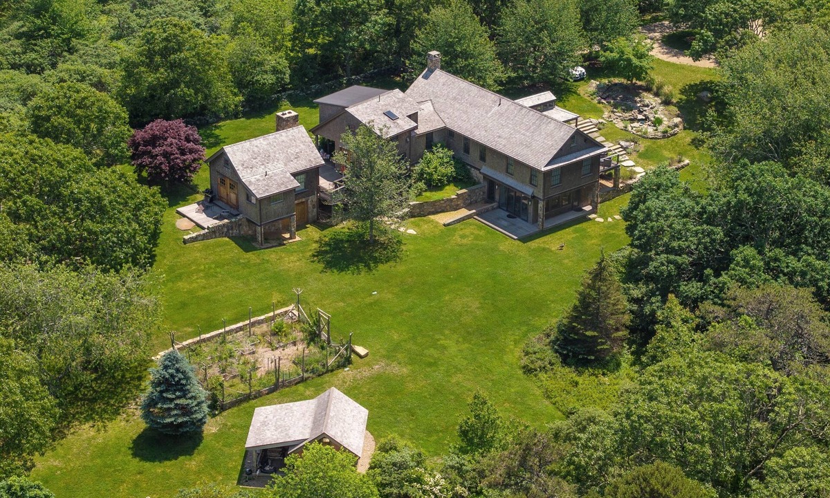 Chilmark House | Private Chilmark Estate on 3 Acres - Guest Suite & Access to Lucy Vincent Beach
