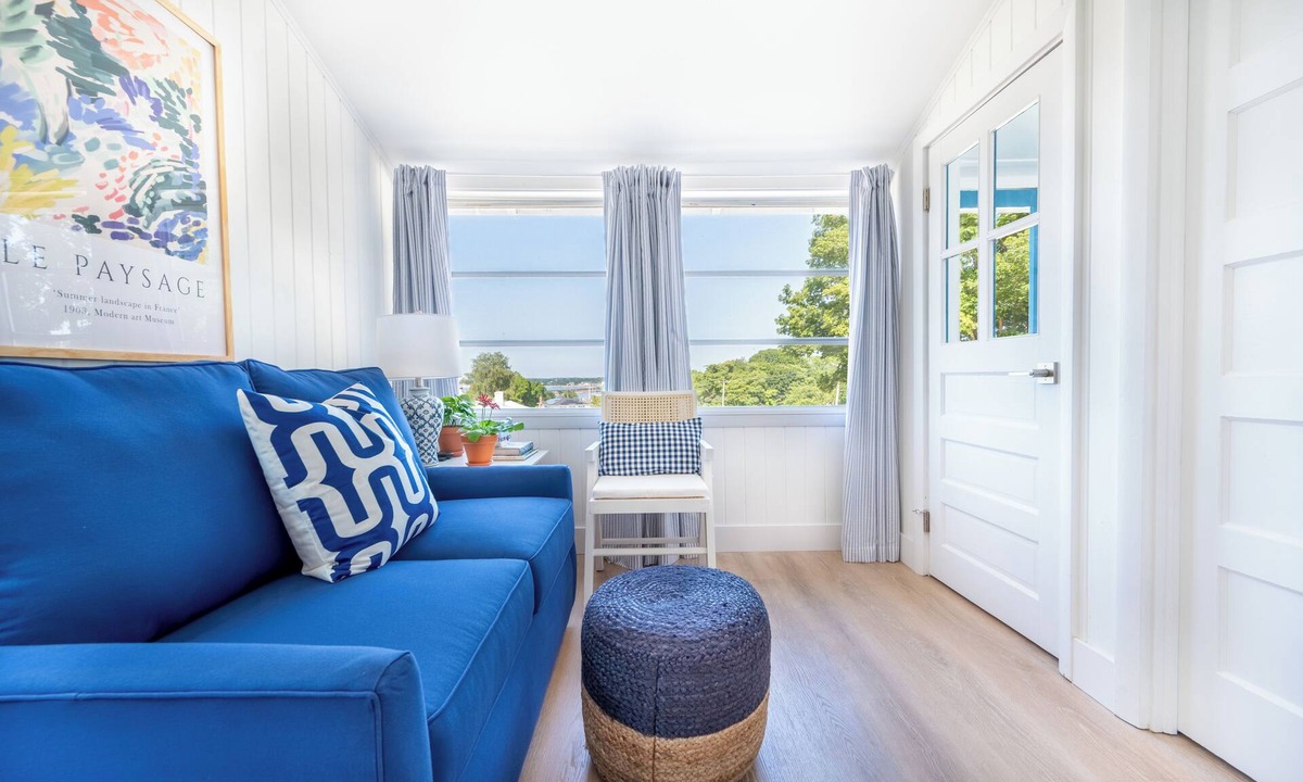 Waterford Cottage | Private Cottage at Marina Bay