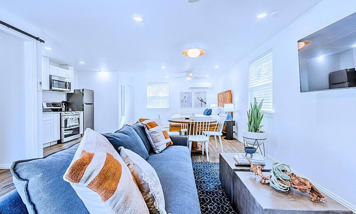 Little Elm Apartment | Private Cottage |Monthly Stays | WiFi | Fire Pit