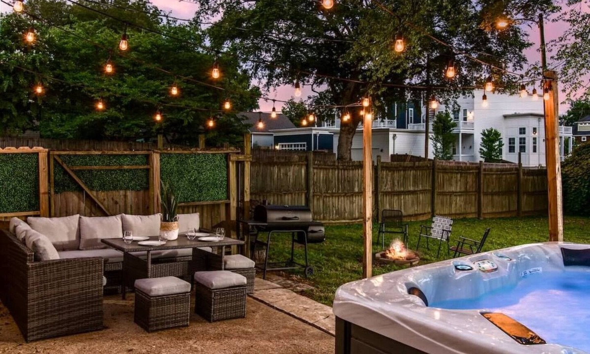 Shelby Hills House | Private Cottage w Hot Tub & Fire Pit | 1.7 Miles to Downtown