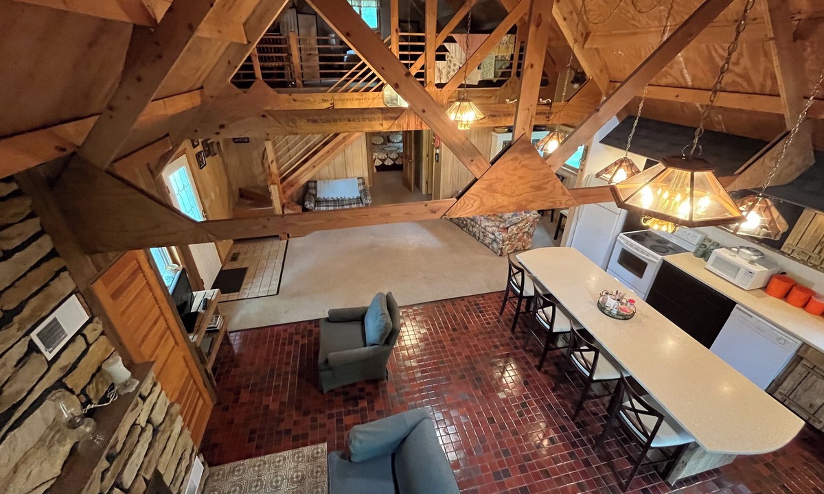 Scotland Cabin | Private, cozy cabin on 13 acres with two ponds
