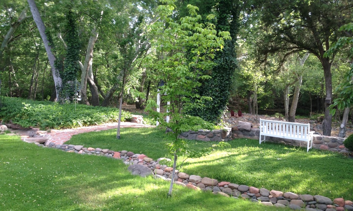 Sedona House | PRIVATE CREEK FRONT - In Heart of Sedona on a 4 Acre Orchard steps to Oak Creek