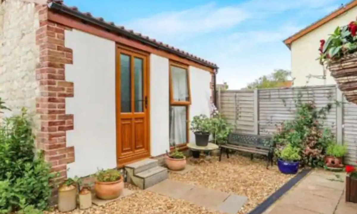 Thistley Green House | Private Detached Annex in Isleham