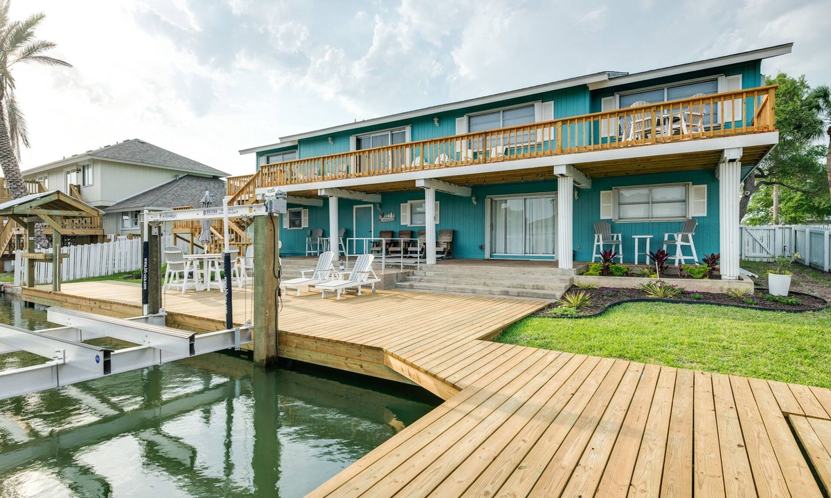 Key Allegro House | Private Dock: Charming & Spacious Rockport Abode!