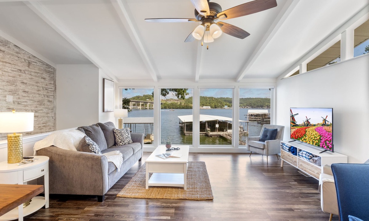Camdenton House | Private Dock & Fireplace Steps from Osage Beach