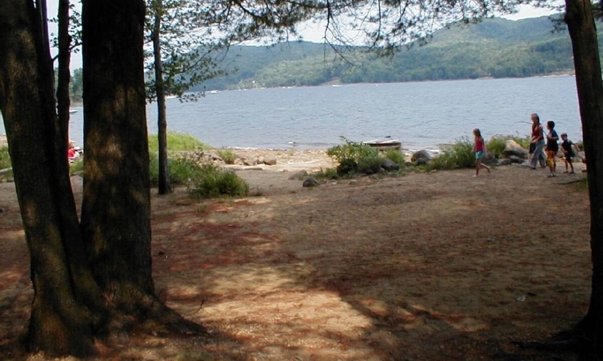 Edinburg House | Private Dock in Protected Cove