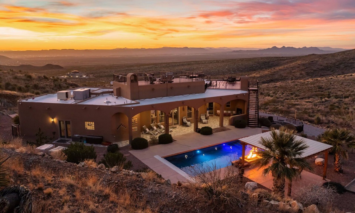 Mesilla Park House | Private Estate: Pool, Views & Events Welcome
