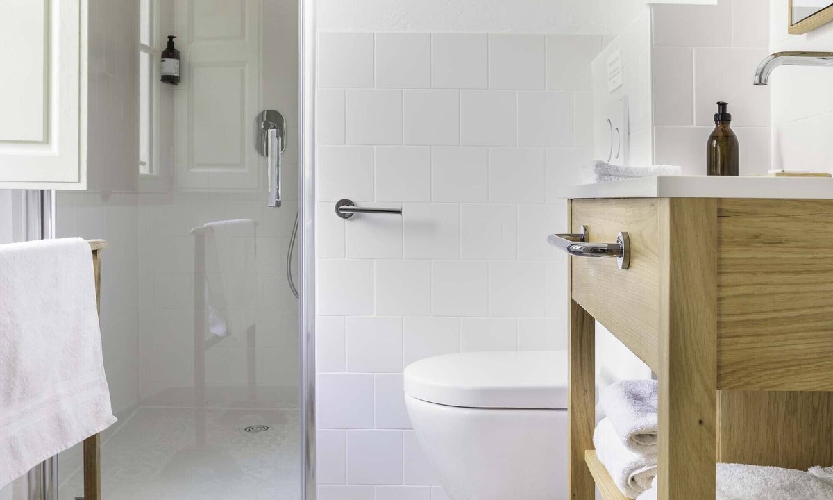 La Penne House | Private estate with panoramic views