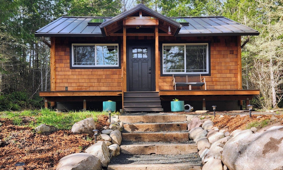 Sequim Cabin | Private Evergreen Hideaway