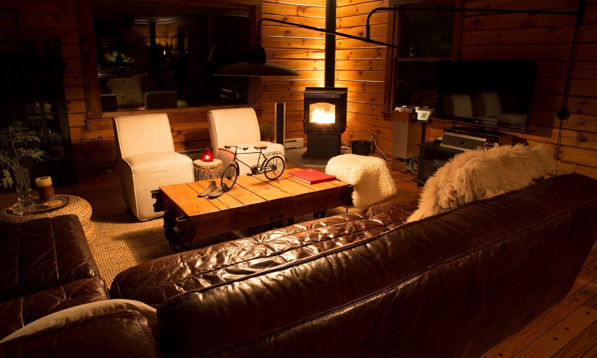 Stamford Cabin | PRIVATE - EXCLUSIVE CATSKILLS LAKE FRONT RUSTIC CABIN by NYC DESIGNER