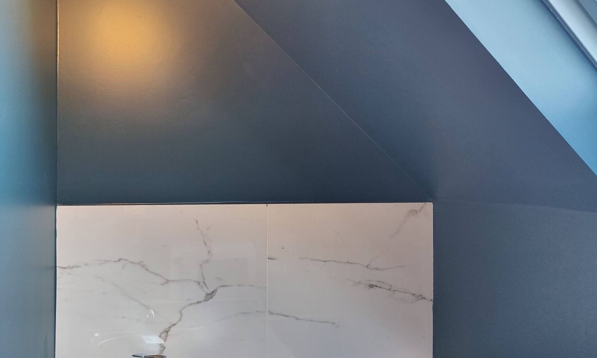 Le Chesnay Bed & Breakfast | Private studio - Château de Versailles on foot, private bathroom, kitchenette