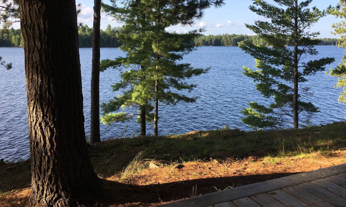 Gilmour Cottage | Private Get Away Cottage on Weslemkoon- Boat Access