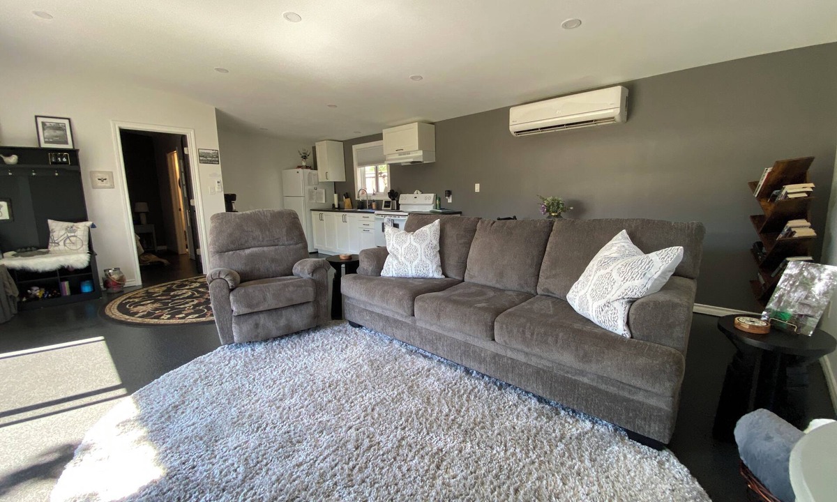Ruthven House | Private Guest House!