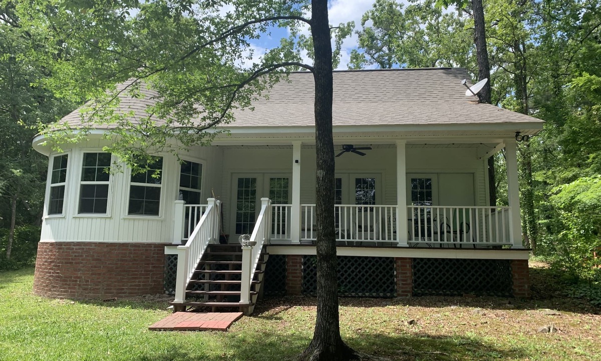 Ferndale House | Private Guest house on Golden Pond