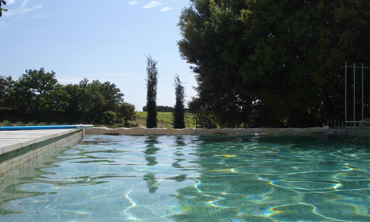 Montbrison-sur-Lez House | Private heated infinity pool. Jacuzzi, lavender, mountains and vineyards.