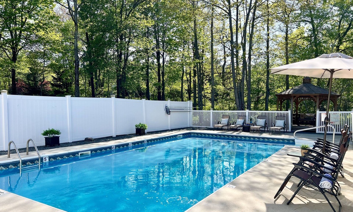 Long Pond House | PRIVATE HEATED POOL-HotTub-Gameroom-6 BR/5 BA-Modern-1Acre