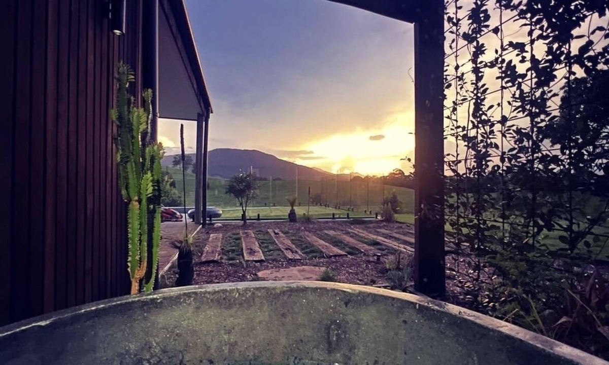 Fernvale House | Private Hidden Valley - HotSpa/Resort Pool