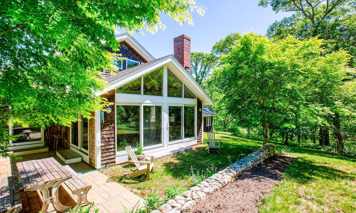 Chilmark House | Private Hillside Home, Fully Equipped Kitchen, Dog-Friendly, A/C, W/D