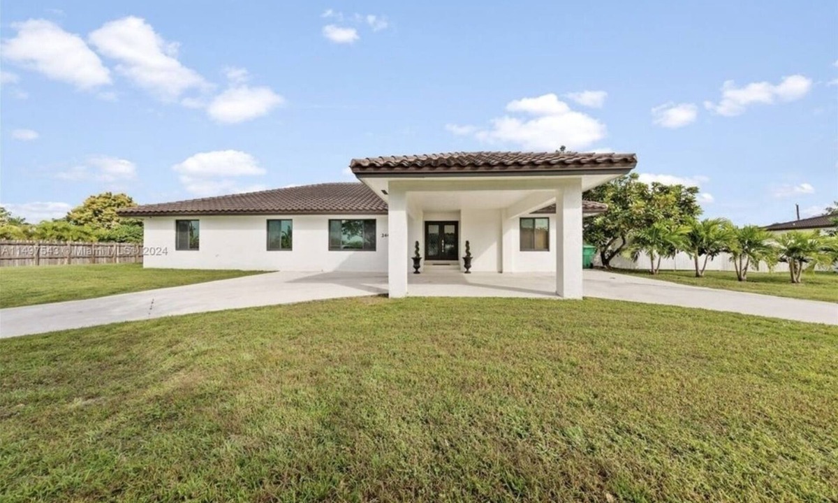 Homestead House | Private Home/Horse Ranch Paradise