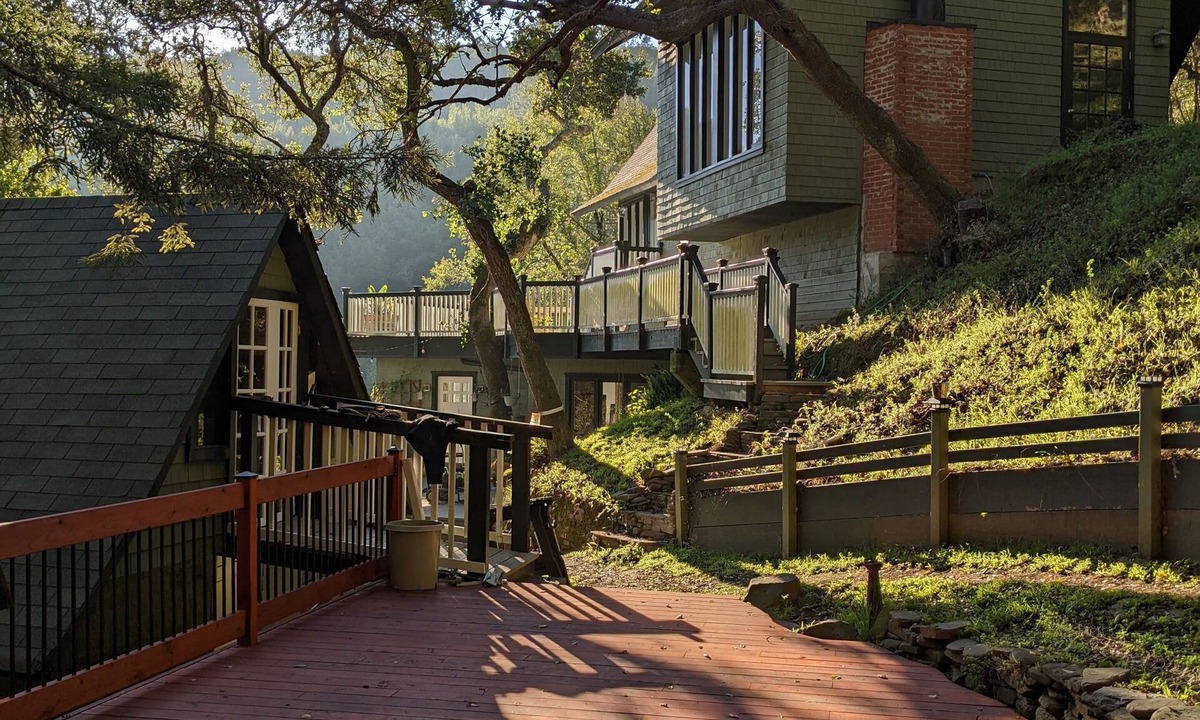 Tamalpais-Homestead Valley House | Private home+ hot tub forest hill views