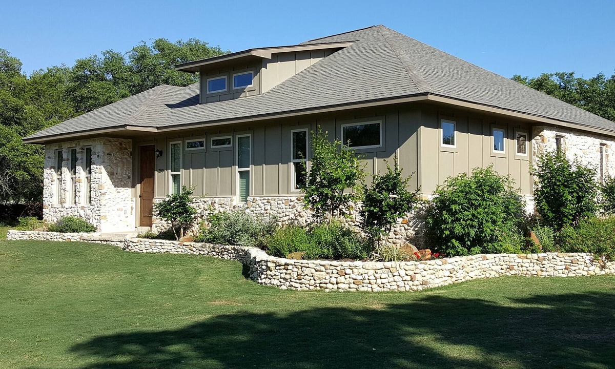 Dripping Springs House | Private Home On 2 Acres, with hot tub and firepit!