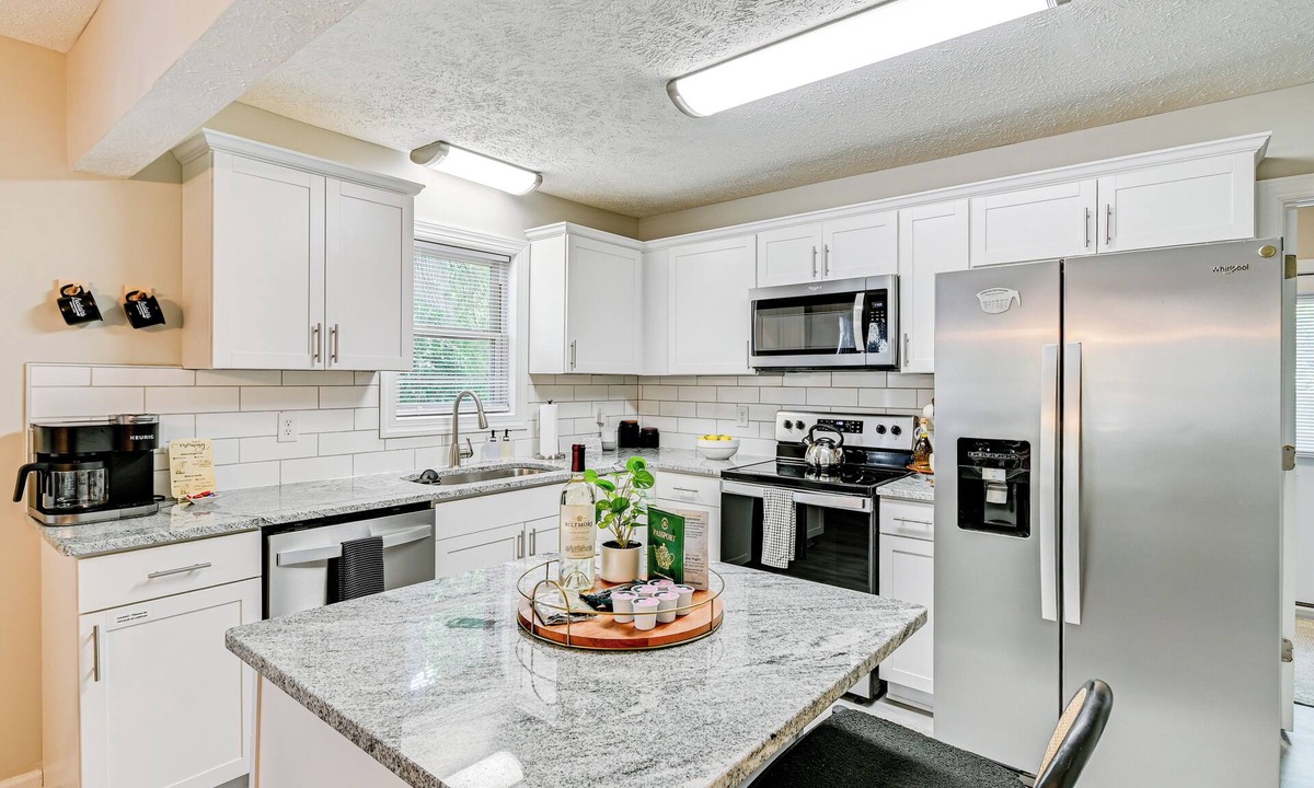 Terry Sanford Cottage | Private Hot Tub & Cold Plunge: Fayetteville Gem!