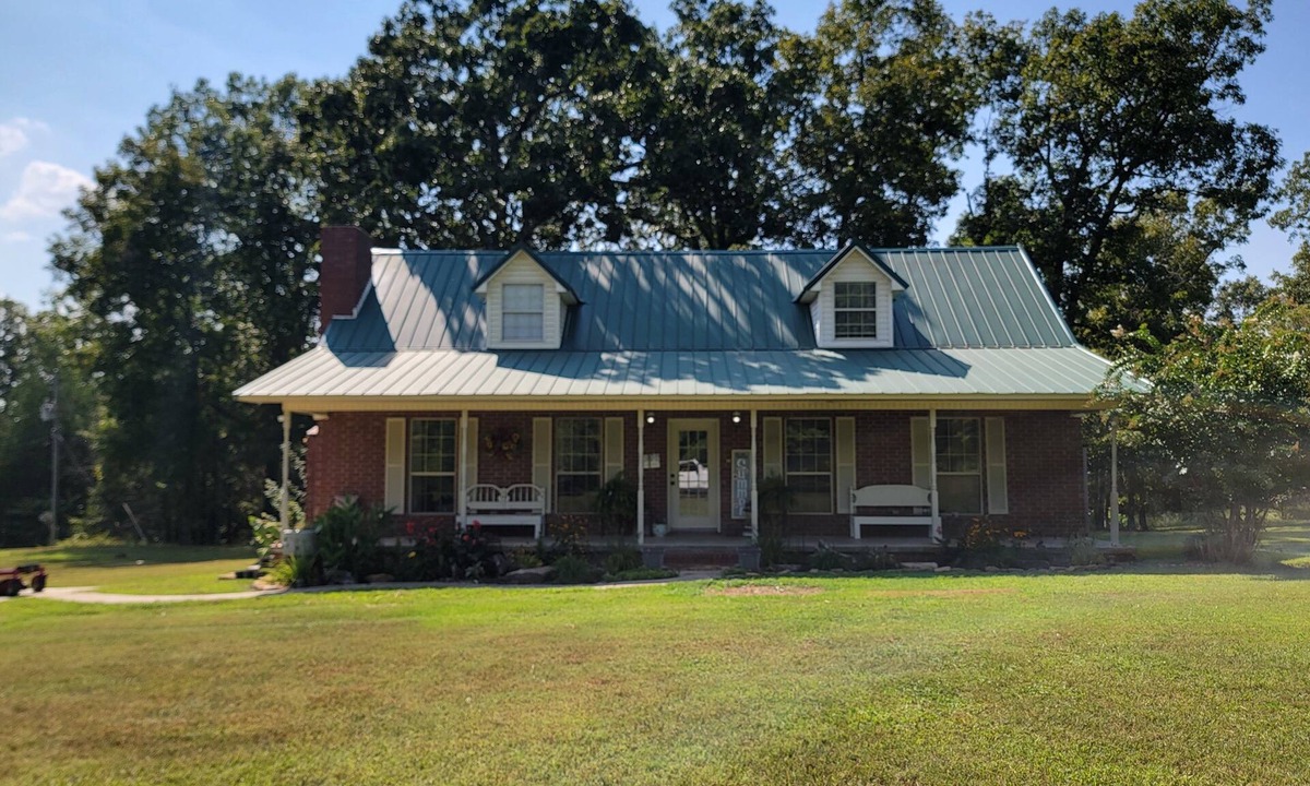 Saint Joe House | Private house 20 minutes from Tyler Bend access on the Buffalo National River.