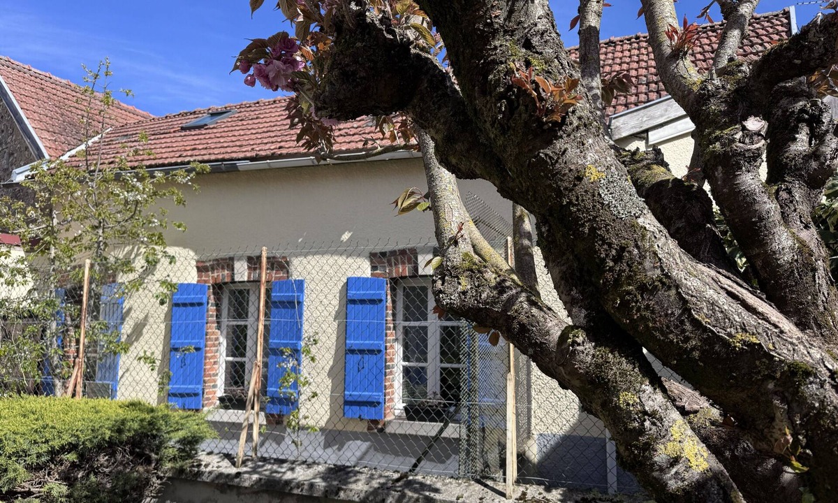 Cramant Apartment | Private House for 4 with Large Garden in Cramant, Grand Cru Champagne Village