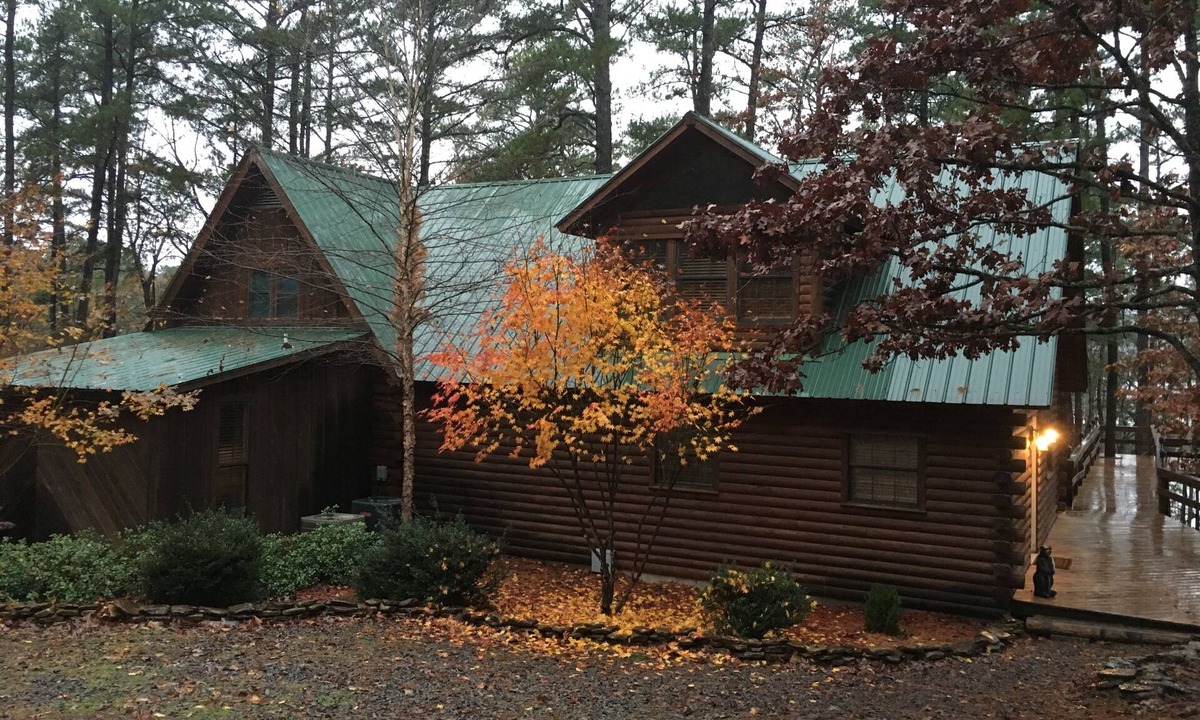 Clinton House | Private House On Greer's Ferry Lake