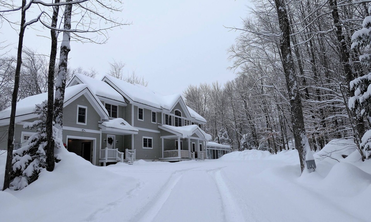 Ludlow House | Private Indoor Pool With A Beautiful House Attached