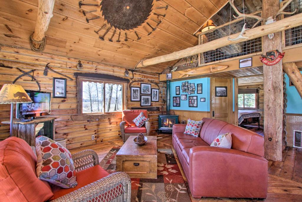 Nekoosa House | Private Island Escape < 6 Mi to Sand Valley Golf