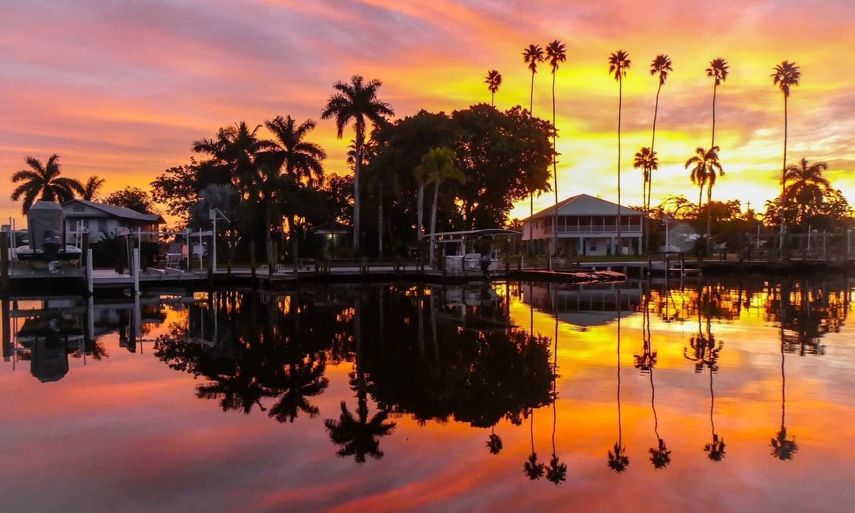 Everglades City Cottage | Private island vacation house