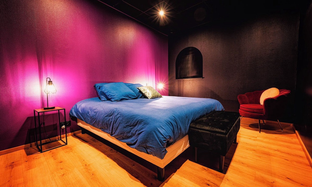 Cognac House | Private Jacuzzi high-end home